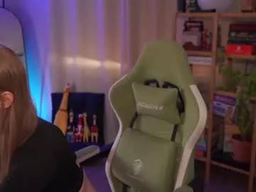 ginger_little from Chaturbate