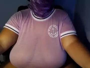 Glitter_bunny from Chaturbate