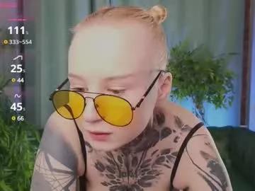 goddes_calzedonia from Chaturbate