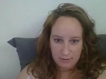 goddessmilfcrysyal from Chaturbate