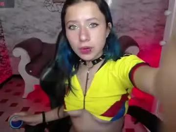 green_eyesfox_v from Chaturbate