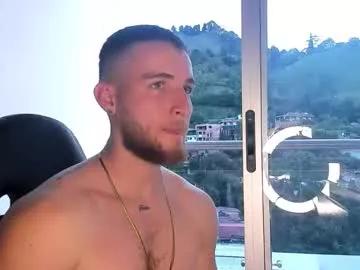 greeneyes_col from Chaturbate