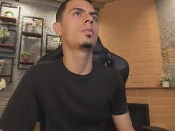 gregorymanccinni from Chaturbate