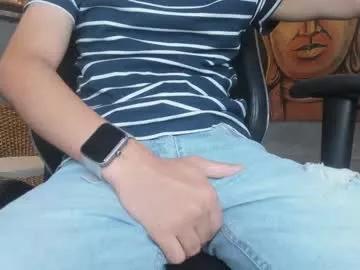 gregorymanccinni from Chaturbate