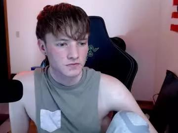 gucciboi4 from Chaturbate