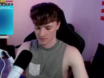 gucciboi4 from Chaturbate