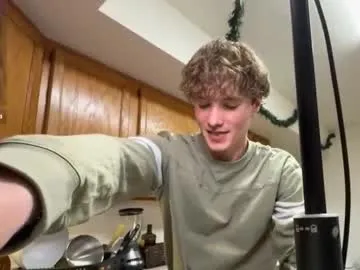 gucciboi4 on Chaturbate 