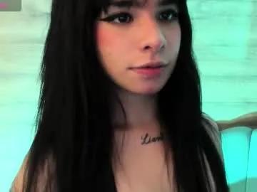 gummyluv from Chaturbate