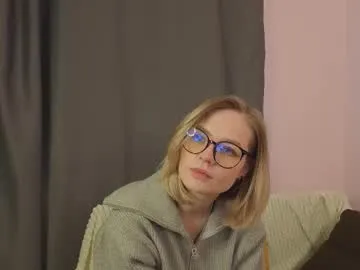 gwenkevwitch from Chaturbate is Freechat