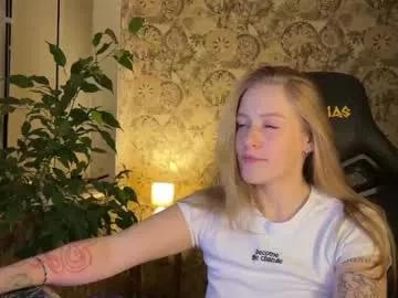 hannah_levis_ from Chaturbate