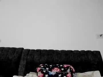 hanny_bomm from Chaturbate