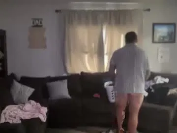 Happilymarr1ed from Chaturbate