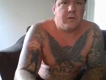 Cling to live show with happilymarr1ed from Chaturbate 