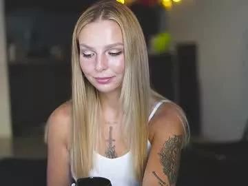 happy_cat_house2 from Chaturbate