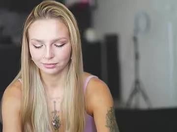 happy_cat_house2 from Chaturbate