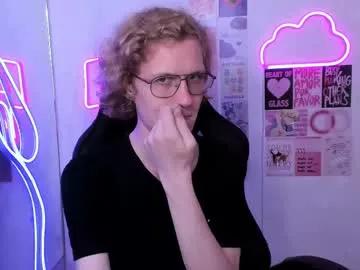 harrybrain from Chaturbate