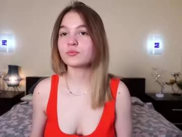 Discover helenmoors from Chaturbate