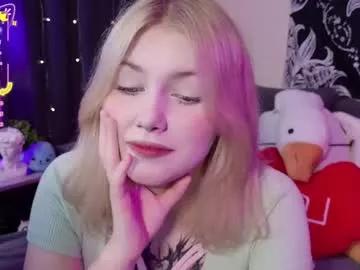 hellenhornny from Chaturbate