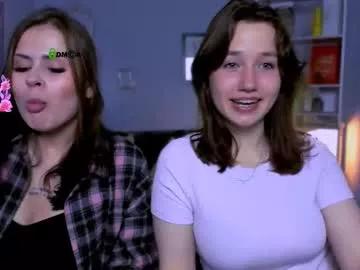 helli_belli from Chaturbate