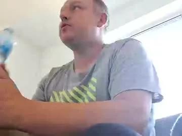 heretoserveyouall from Chaturbate