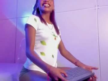 hillary_banks__ from Chaturbate
