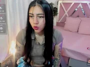 Hisis_tay from Chaturbate