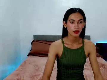 holly_mary1 from Chaturbate