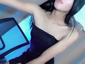 holly_mary1 from Chaturbate