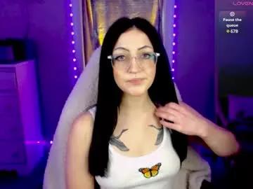 hollydiamond_ from Chaturbate