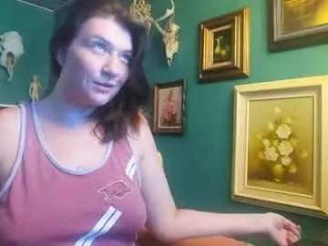 hollygraile from Chaturbate