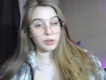 Honey_lolaaa from Chaturbate