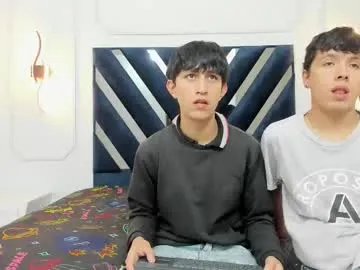 hoot_booys_ on Chaturbate 