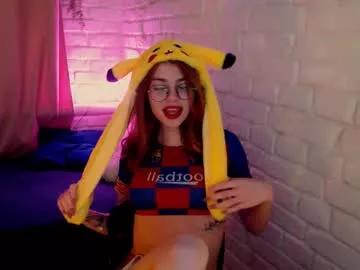 hoppypoppyy from Chaturbate