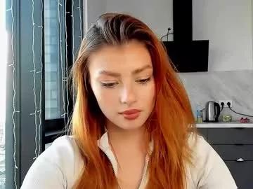 hoppypoppyy from Chaturbate