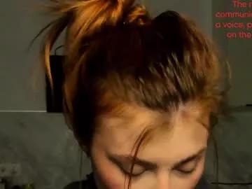 hoppypoppyy from Chaturbate