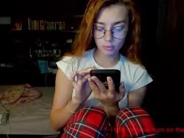Hoppypoppyy from Chaturbate