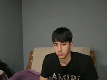 Hotflirtyfella from Chaturbate