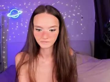 hottiesteverly from Chaturbate