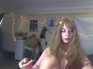 icecreamamy from Chaturbate