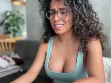 illaroom from Chaturbate