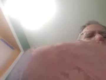 Illshowmine1 from Chaturbate