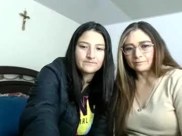 Iris__sexy from Chaturbate