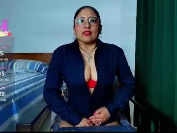 Iris_blue_ from Chaturbate