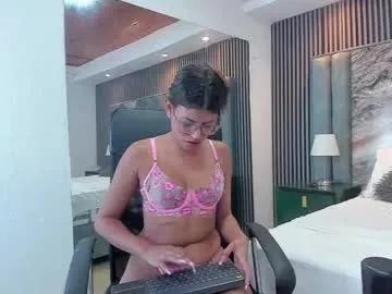 isaa_clark from Chaturbate