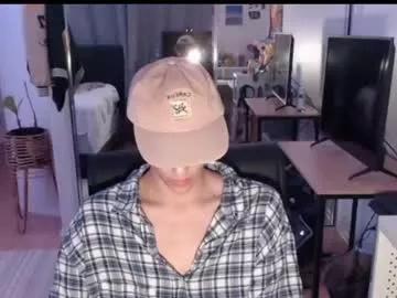 isaacchinoaw from Chaturbate