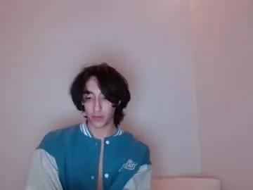 isaacchinoaw from Chaturbate
