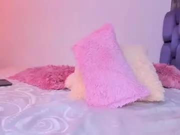 Isabelaangell from Chaturbate