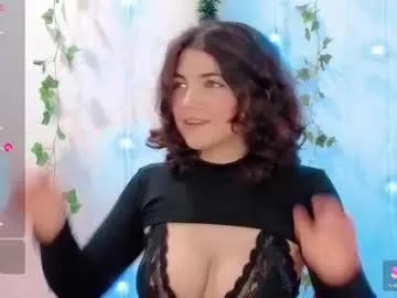 isiskitty_ from Chaturbate