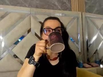 isisnoir from Chaturbate