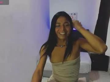 issa_kitty from Chaturbate